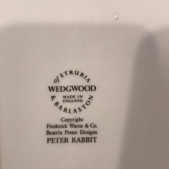 Wedgwood Peter Rabbit Baby Cereal Dish England - Picture 4 of 5